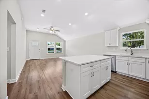 3158 Chestnut St, Crestview, FL 32539 - Photo 4
