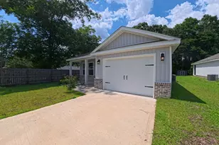 3158 Chestnut St, Crestview, FL 32539 - Photo 2