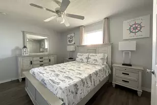 8436 Gulf Blvd, Navarre, FL 32566 - Photo 6