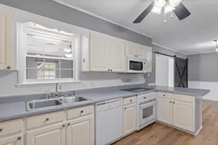 1309 Valley Rd, Crestview, FL 32539 - Photo 14