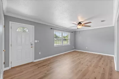 1309 Valley Road, Crestview, FL 32539 - Photo 8