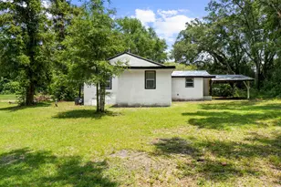 668 Wrights Creek Rd, Caryville, FL 32427 - Photo 8