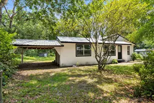 668 Wrights Creek Rd, Caryville, FL 32427 - Photo 2