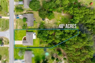 1154 Oakwood Lakes Blvd, Defuniak Springs, FL 32433 - Photo 2