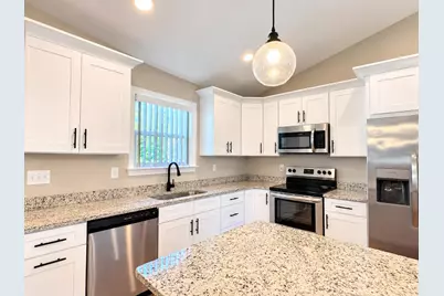 1154 Oakwood Lakes Boulevard, Defuniak Springs, FL 32433 - Photo 12