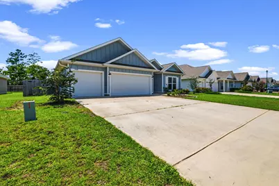 724 Quintana Street, Crestview, FL 32539 - Photo 2