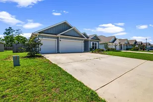 724 Quintana St, Crestview, FL 32539 - Photo 2