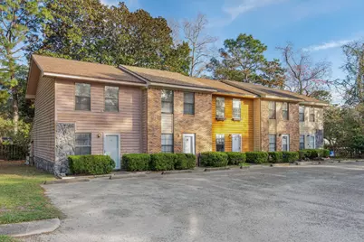 611 Center Street #UNIT 10, Fort Walton Beach, FL 32547 - Photo 1