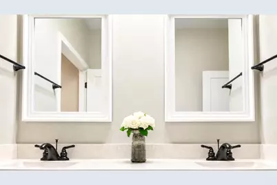 2131 Nina Street, Navarre, FL 32566 - Photo 4