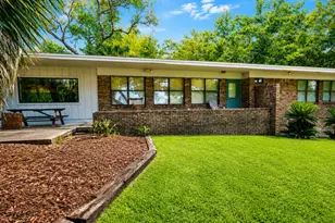 140 Chippewa Dr, Niceville, FL 32578 - Photo 2