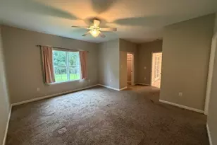 2457 S Lakeview Dr, Crestview, FL 32536 - Photo 12
