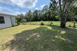 1567 Perry Smith Rd, Baker, FL 32531 - Photo 20