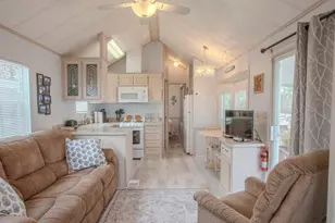 1219 Thomas Dr, Panama City Beach, FL 32408 - Photo 2