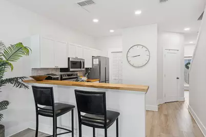 207 Ann Circle #6, Destin, FL 32541 - Photo 2