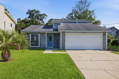 109 Crystal Lake Lane, Valparaiso, FL 32580 - Photo 1