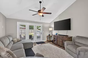 117 Poplar Pl, Niceville, FL 32578 - Photo 6