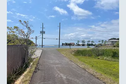 34 Meigs Drive #A & B, Shalimar, FL 32579 - Photo 2