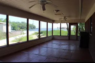 34 Meigs Dr, Shalimar, FL 32579 - Photo 4