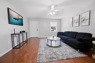 145 4th Ave, Shalimar, FL 32579 - Photo 2