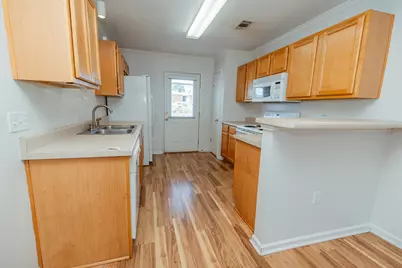 1150 Airport Road #122, Destin, FL 32541 - Photo 6