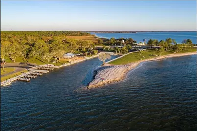 160 Hydrangea Boulevard, Freeport, FL 32439 - Photo 34