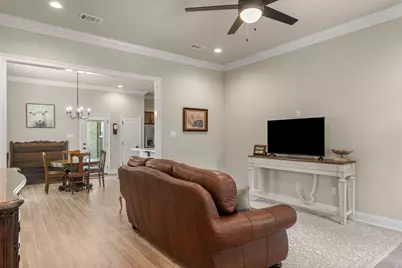 160 Hydrangea Boulevard, Freeport, FL 32439 - Photo 6