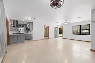 271 Anderson Dr, Mary Esther, FL 32569 - Photo 6