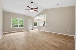 6142 Clover St, Crestview, FL 32539 - Photo 14