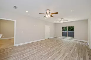2239 Tom St, Navarre, FL 32566 - Photo 6