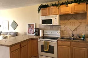 48 Marina Cove Dr, Niceville, FL 32578 - Photo 2