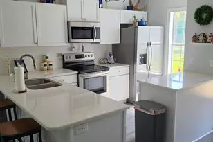 2825 Bay Club Dr, Navarre, FL 32566 - Photo 14