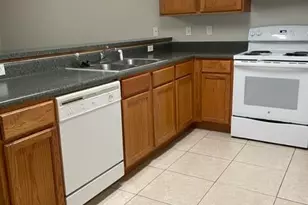102 SE Church Ave, Fort Walton Beach, FL 32548 - Photo 2