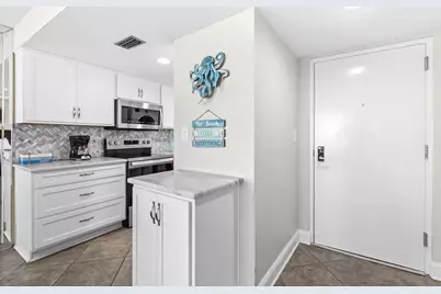 1040 Hwy 98 E #718, Destin, FL 32541 - Photo 2