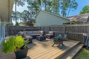 422 Northampton Cir, Fort Walton Beach, FL 32547 - Photo 4