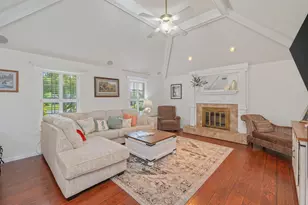 422 Northampton Cir, Fort Walton Beach, FL 32547 - Photo 8