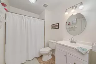 422 Northampton Cir, Fort Walton Beach, FL 32547 - Photo 20