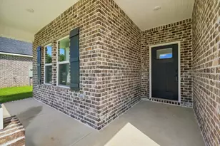 2828 Blackbird Ct, Crestview, FL 32539 - Photo 4