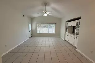 1501 N Partin Dr, Niceville, FL 32578 - Photo 2