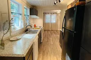 38 Lincoln Ave, Defuniak Springs, FL 32435 - Photo 8