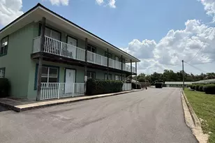 565 Florosa Ct, Mary Esther, FL 32569 - Photo 8