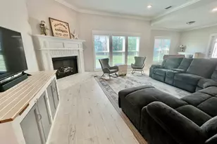 373 Mill Pond Cv, Freeport, FL 32439 - Photo 8