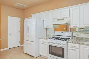 5810 Hilary St, Crestview, FL 32539 - Photo 16