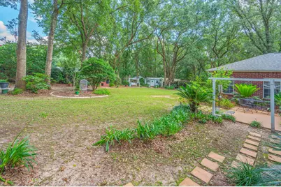 5810 Hilary Street, Crestview, FL 32539 - Photo 38