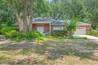 5810 Hilary Street, Crestview, FL 32539 - Photo 2