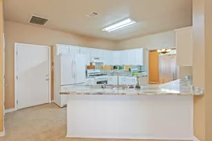 5810 Hilary St, Crestview, FL 32539 - Photo 12
