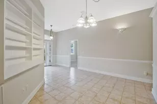 272 Tecumseh Ln, Mary Esther, FL 32569 - Photo 10