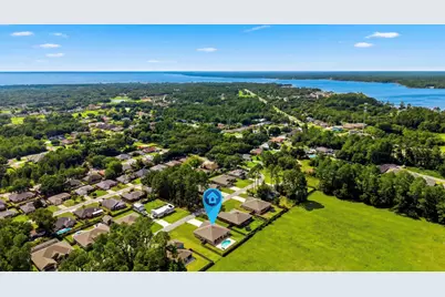 2590 Lovewood Drive, Navarre, FL 32566 - Photo 4