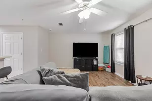 17 SE Shell Ave, Fort Walton Beach, FL 32548 - Photo 6