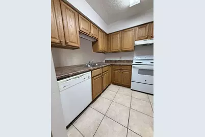 117 Classic Court, Fort Walton Beach, FL 32548 - Photo 2