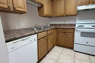 117 Classic Ct, Fort Walton Beach, FL 32548 - Photo 2